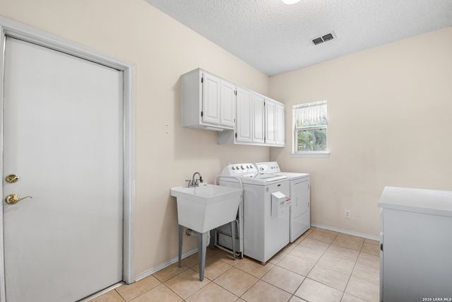 8519 ALYDAR CIR, Boerne, TX 78015