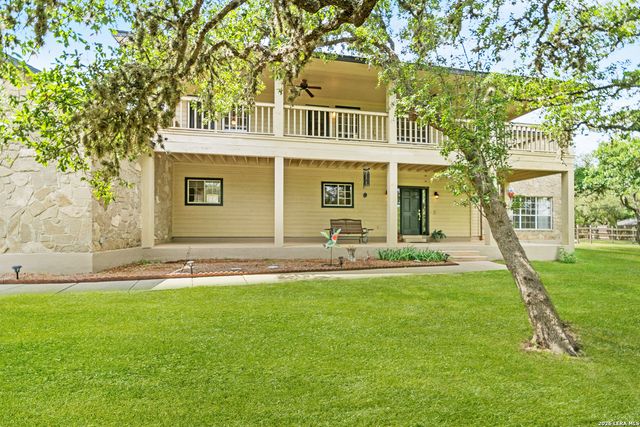 8519 ALYDAR CIR, Boerne, TX 78015