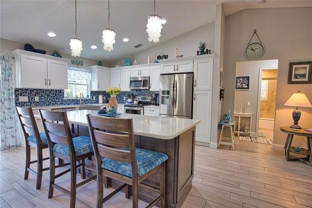 9081 BENSONHURST LN, Englewood, FL 34224