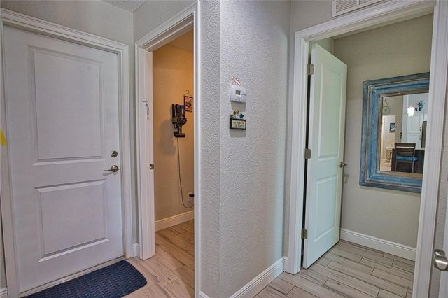 9081 BENSONHURST LN, Englewood, FL 34224