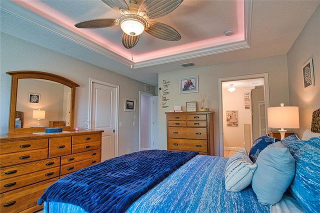 9081 BENSONHURST LN, Englewood, FL 34224