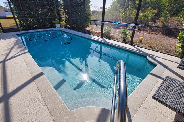 9081 BENSONHURST LN, Englewood, FL 34224