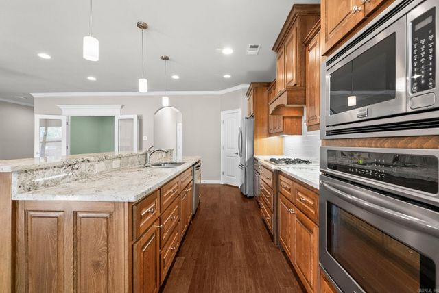 2 Valley Ranch Cove, Little Rock, AR 72223