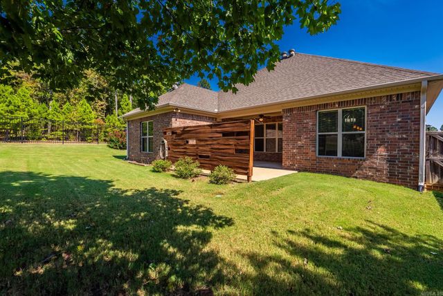 2 Valley Ranch Cove, Little Rock, AR 72223