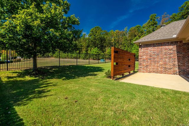 2 Valley Ranch Cove, Little Rock, AR 72223