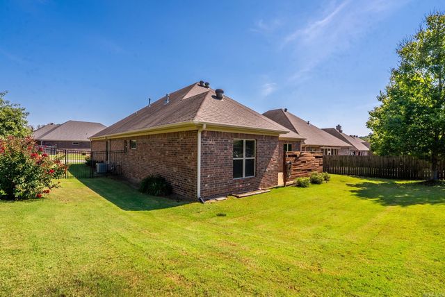 2 Valley Ranch Cove, Little Rock, AR 72223