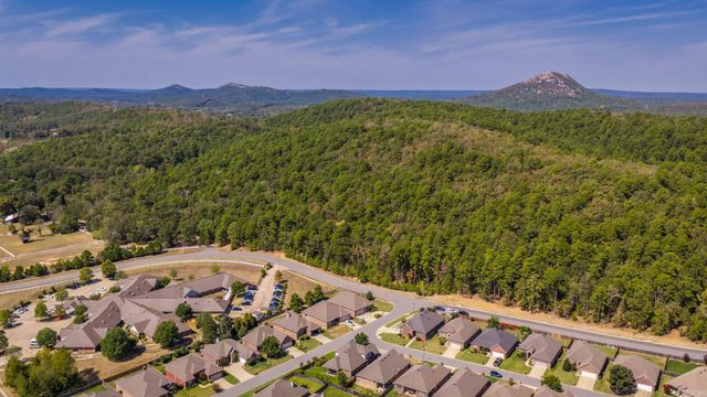 2 Valley Ranch Cove, Little Rock, AR 72223
