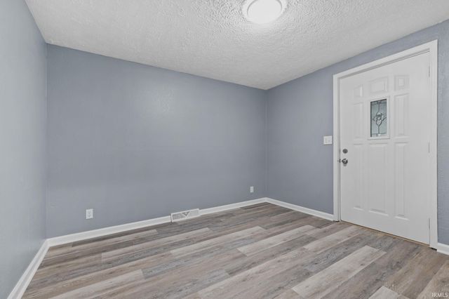 101 Clayton Street, Rochester, IN 46975