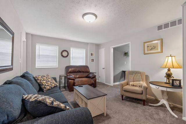 16 N Main Street, Dry Ridge, KY 41035