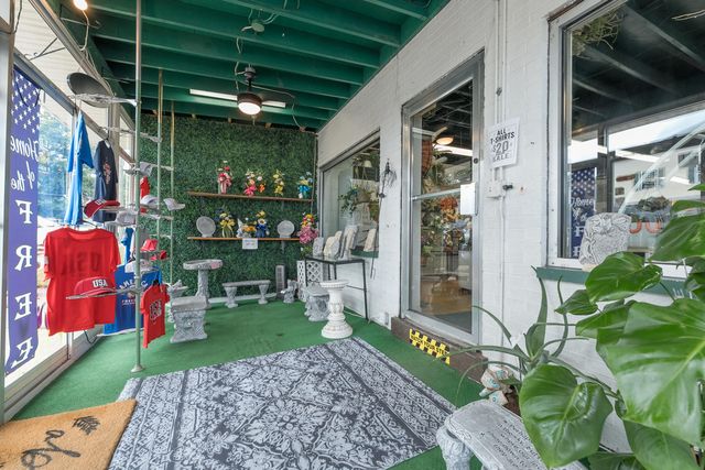 16 N Main Street, Dry Ridge, KY 41035