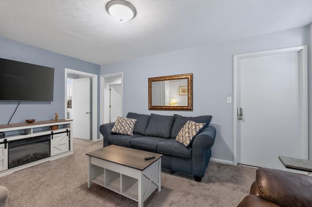 16 N Main Street, Dry Ridge, KY 41035