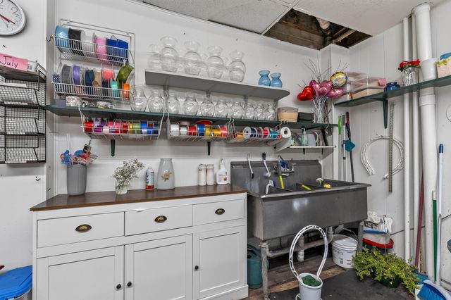 16 N Main Street, Dry Ridge, KY 41035