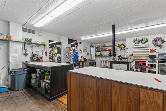 16 N Main Street, Dry Ridge, KY 41035