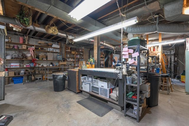 16 N Main Street, Dry Ridge, KY 41035