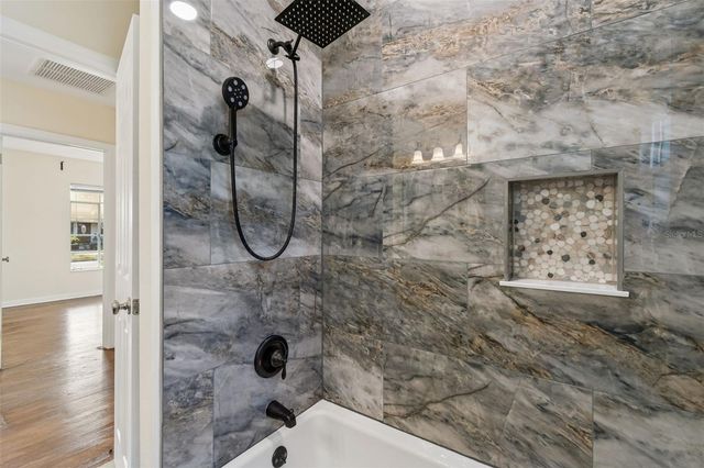 1101 27TH STREET N, St Petersburg, FL 33713