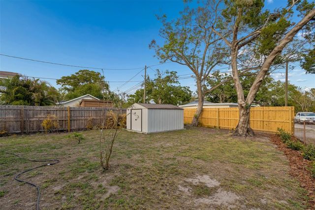 1101 27TH STREET N, St Petersburg, FL 33713