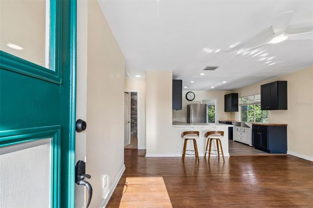 1101 27TH STREET N, St Petersburg, FL 33713