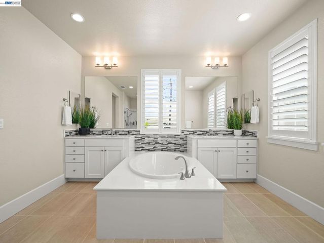 7200 Kylemore Court, Dublin, CA 94568