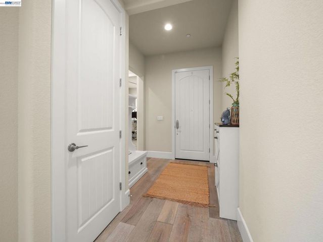 7200 Kylemore Court, Dublin, CA 94568