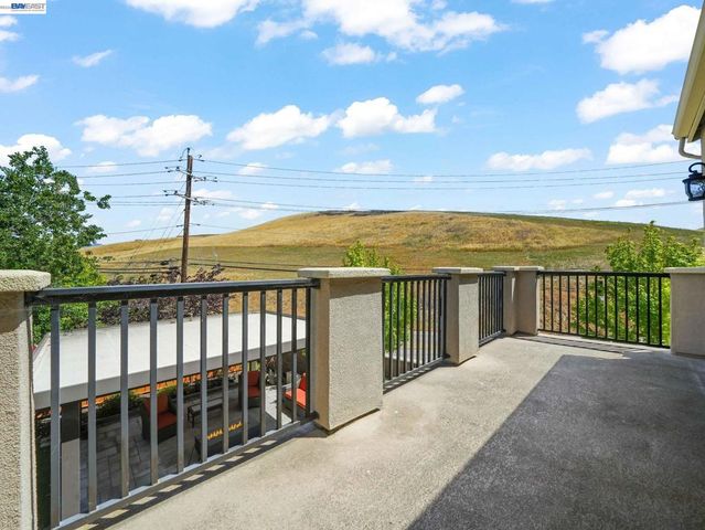 7200 Kylemore Court, Dublin, CA 94568