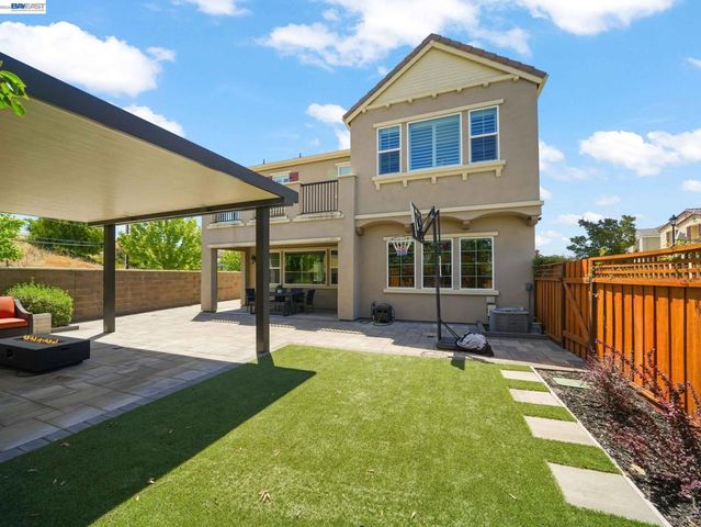 7200 Kylemore Court, Dublin, CA 94568