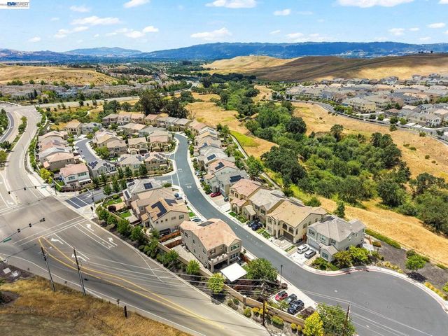 7200 Kylemore Court, Dublin, CA 94568