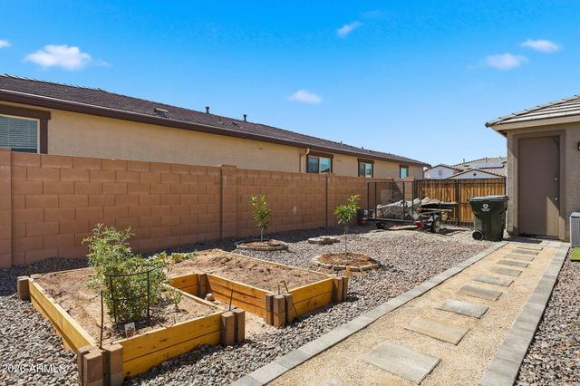 12617 W LAWRENCE Road, Glendale, AZ 85307