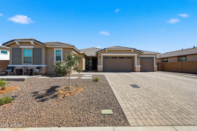 12617 W LAWRENCE Road, Glendale, AZ 85307