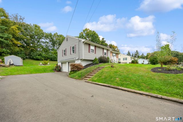 273 Winthrop Drive, Cheshire, CT 06410