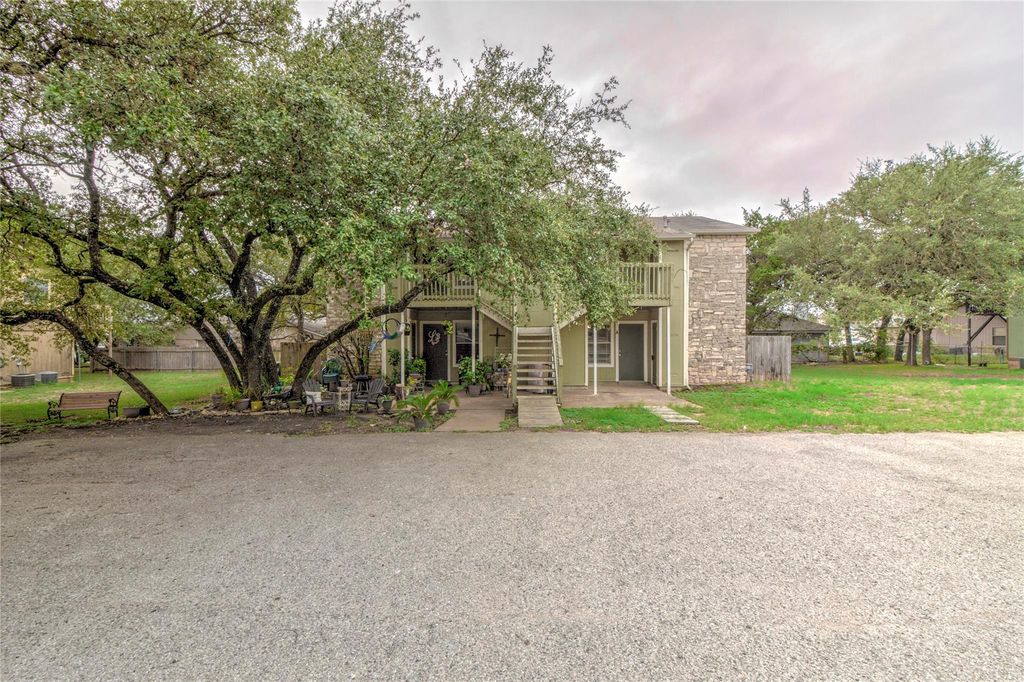 400 Hedgewood DR A, Georgetown, TX 78628