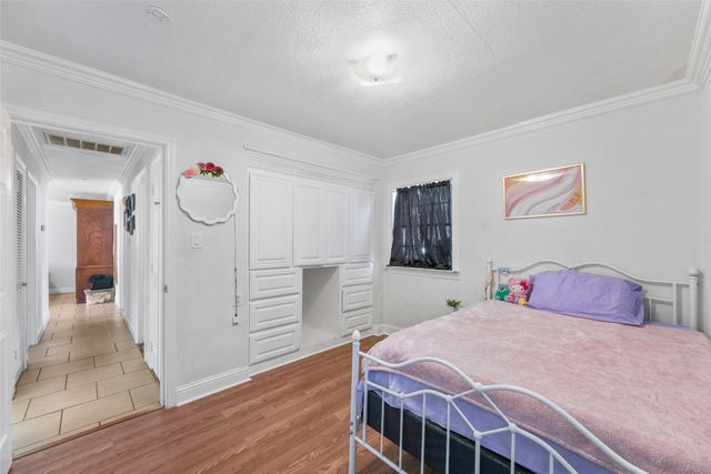820 Russell Road, Everman, TX 76140