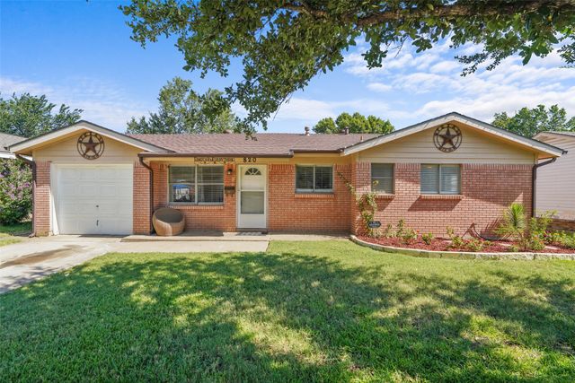 820 Russell Road, Everman, TX 76140
