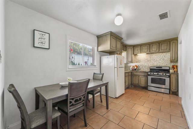 820 Russell Road, Everman, TX 76140