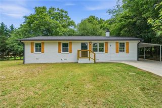 4062 Donna Lane, Loganville, GA 30052