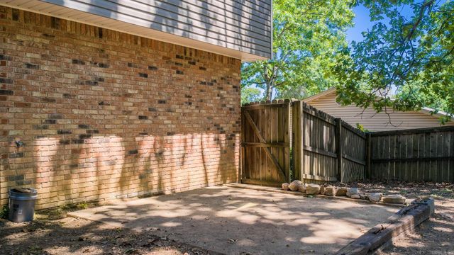 1724 Okmulgee Court, North Little Rock, AR 72116