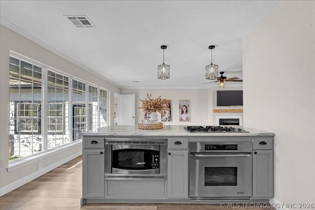 7122 E 100th Place, Tulsa, OK 74133