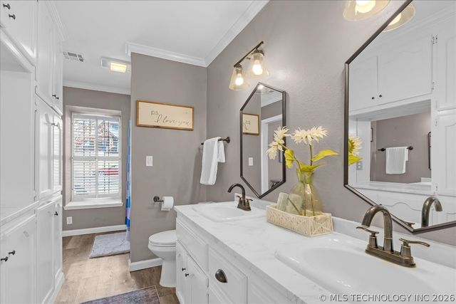 7122 E 100th Place, Tulsa, OK 74133