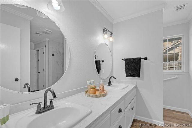 7122 E 100th Place, Tulsa, OK 74133