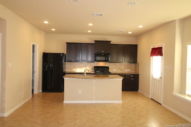 9118 Hogarten, Converse, TX 78109