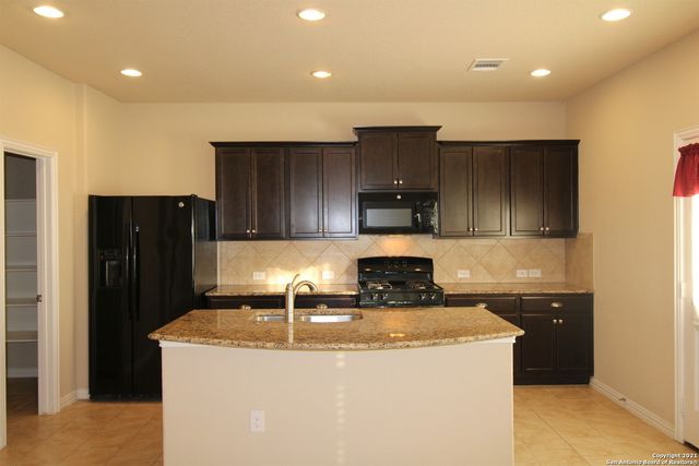 9118 Hogarten, Converse, TX 78109