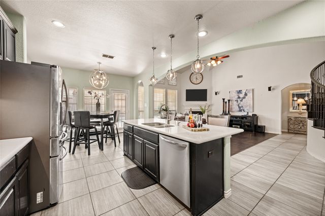 11809 Indian Pony Way, Fort Worth, TX 76244