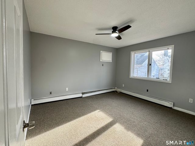 23 Katie Lane, Waterbury, CT 06708