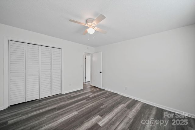 855 Nottingham Drive 65, Gastonia, NC 28054