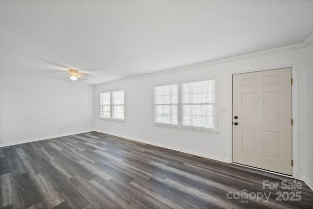 855 Nottingham Drive 65, Gastonia, NC 28054