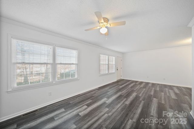 855 Nottingham Drive 65, Gastonia, NC 28054