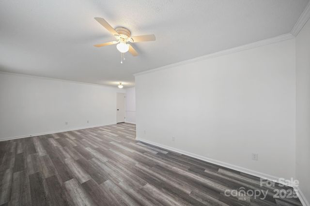 855 Nottingham Drive 65, Gastonia, NC 28054