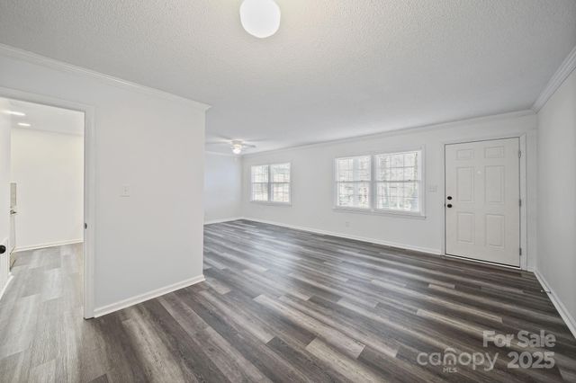 855 Nottingham Drive 65, Gastonia, NC 28054