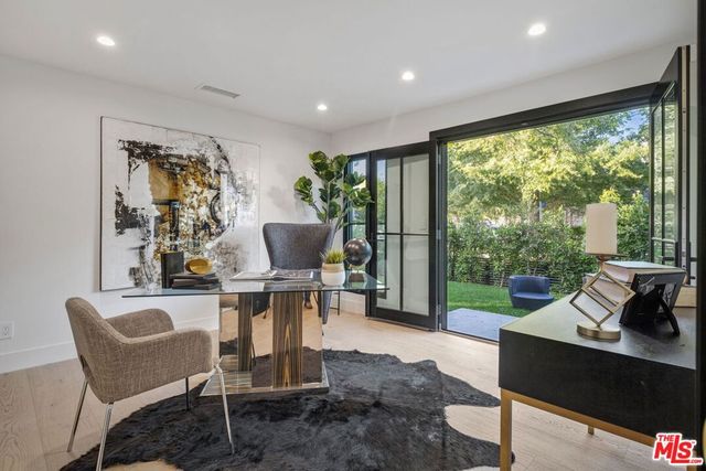 12672 Stanwood Drive, Los Angeles, CA 90066