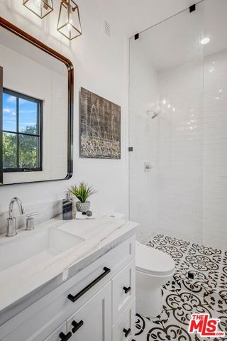 12672 Stanwood Drive, Los Angeles, CA 90066