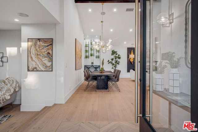 12672 Stanwood Drive, Los Angeles, CA 90066